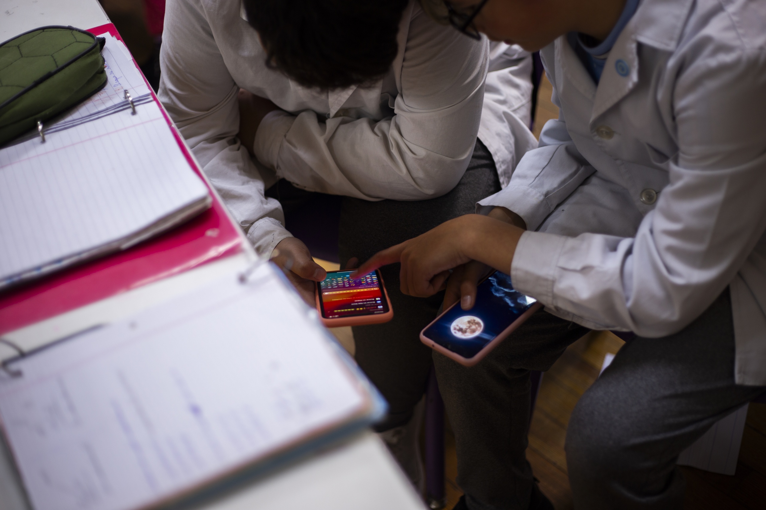 El Ministerio de Educación porteño elaboró un protocolo contra la violencia digital para las escuelas