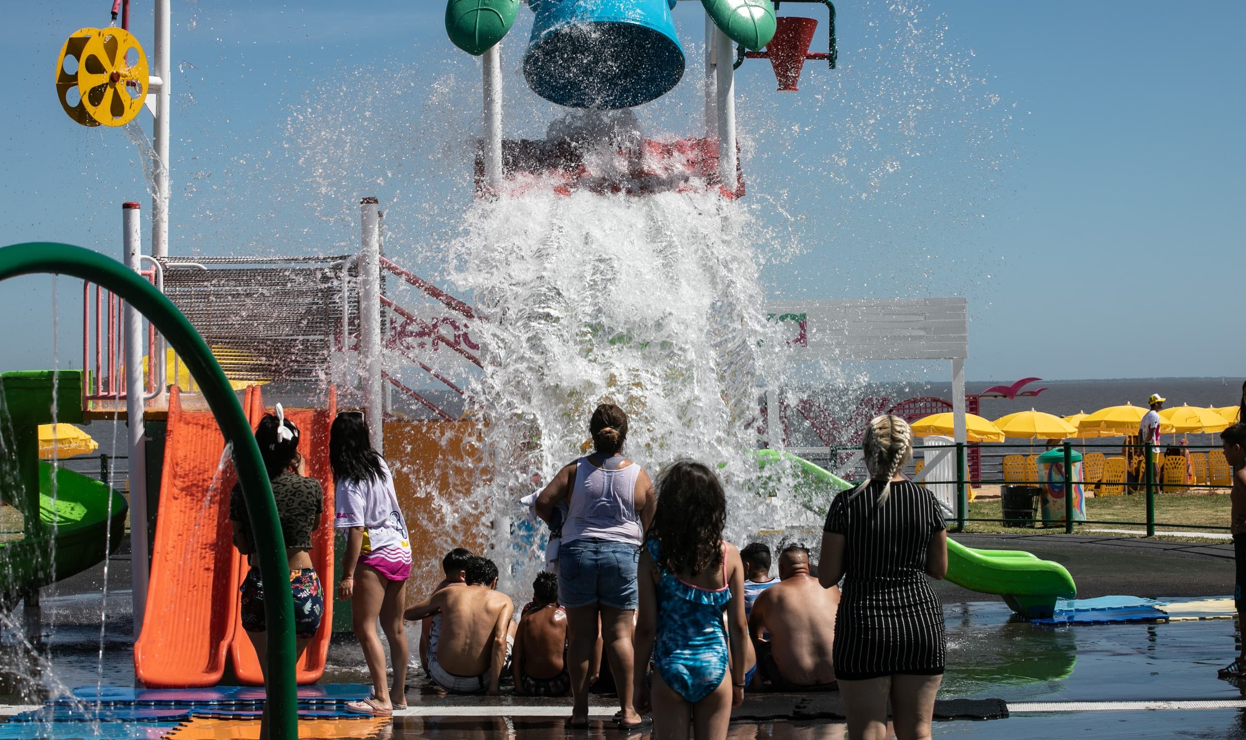 Juegos de agua, espectáculos y diversión gratuita en los Parques de Verano porteños